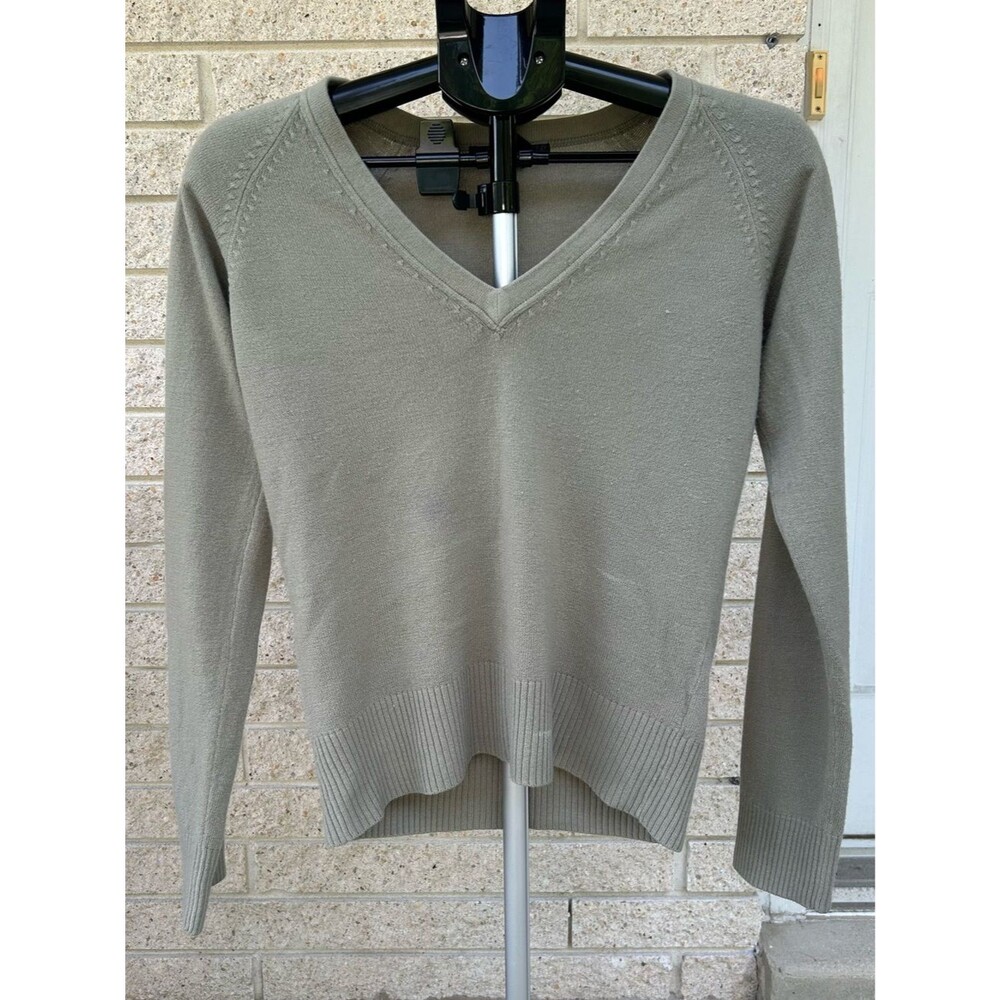 H&M Olive Green V-Neck Women's Sweater